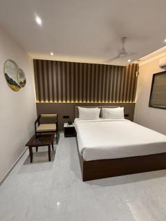 Hiive by Convivial Hotels - Raipur - 9