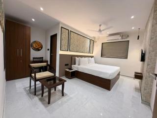 Hiive by Convivial Hotels - Raipur - 7