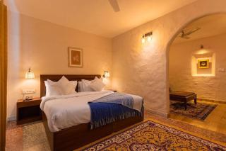 Maati Resort by The Lake Hill - 3