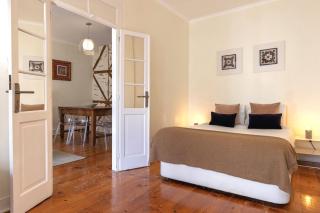 Charm & Class 2BDR Property by LovelyStay - 8