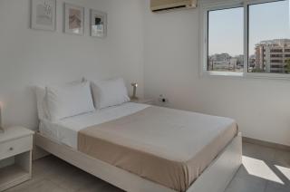 Phaedrus Living City View Flat Harbour 04 - Larnaka - 1
