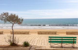 Gorgeous Apartment In Cava D'aliga - 5