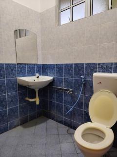 Pearl Villa 4 Bedroom Unit - 2