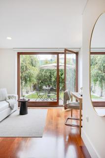 Patio Retreat at Porto Urban Flats - 0