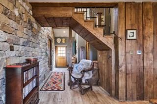 Hardwick House Barn - 3