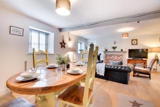 Woodpecker Cottage - 7