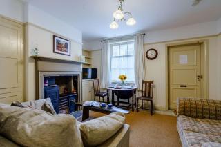 Salts Mill Workers Cottage - Shipley - 7