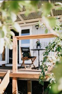 Little Vineyard Caboose - 7
