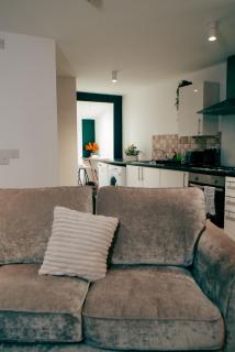 Firdaus Central Huddersfield Apartments - 3