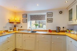 Ellerton House - 6