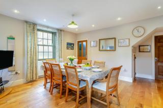 Ellerton House - 9