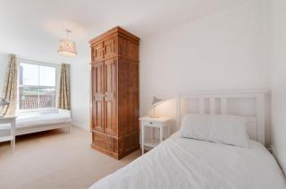 Annabels Cottage - Whitby - 2