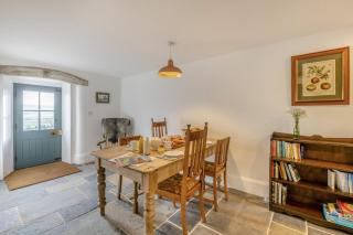 Lapwing Cottage - Cowling - 1