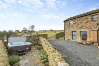 Lapwing Cottage - Cowling - 0