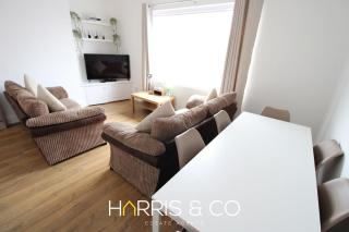 Phoenix Rise - Fleetwood - 4