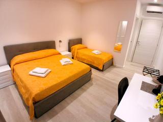 Virgy White rooms - Bari - 1