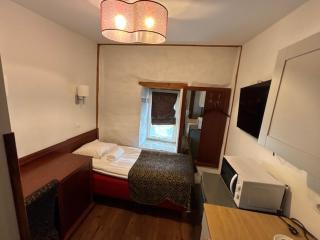 Gotthard Residents - 8