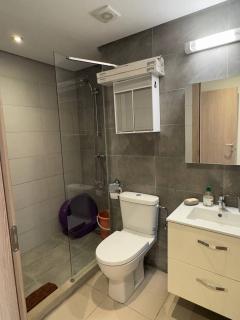 Near Gueliz 2 Bedrooms 3 ACs Fast WiFi Netflix - Marrakesh - 7
