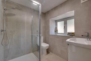 3 Ivy Terrace - Bradley - 3