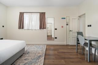 Modern Apartments, Willesden Green - Londra - 1