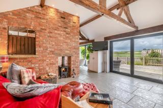 Sunset Barn - Normanby - 3