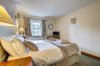 West Cottage - 6