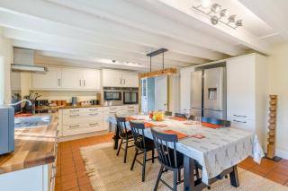 Seata Barn - 5