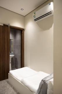 Three BR Luxurious & Spacious Flat in Almadinah - 9