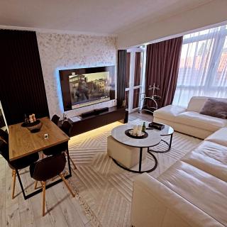 Apartmani Komatina Đenovići 3 LUX - Baošići - 0