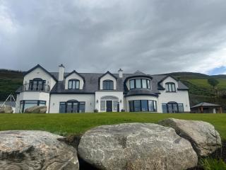 Milton on The Moyle Apartments - Buncrana - 0