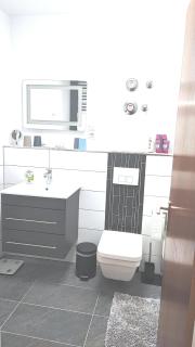 Moderne 3 Zi Ferienwohnung - 2