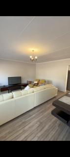 AAA tranquility - East London - 9