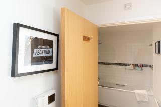 Bright & Airy 1 Bedroom Apartment in Trendy Peckham - London - 5