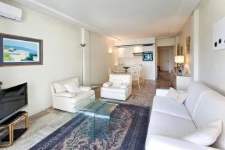 REF 1233 - Cannes Croisette - Apartment for rent - 4