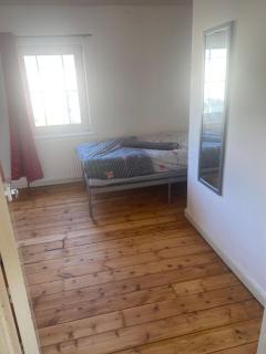 Charlies House Newmarket - 3 bedroom - 1