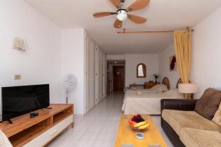 Tranquil Studio Apartment Communal Heated Pool - Arona - 6