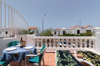 Tranquil Studio Apartment Communal Heated Pool - Arona - 9