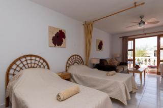 Tranquil Studio Apartment Communal Heated Pool - Arona - 5