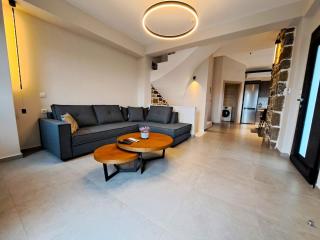 Villa Myrtia Mourteri just steps from the beach - 3