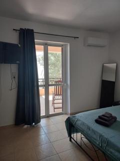 Sophie's Sunny Spot 5 - 8