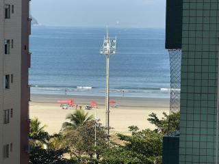 Flat Estanconfor Santos na Quadra da Praia com Vista do Mar - 1