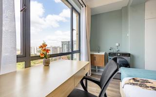 Pool, Gym, Mini-Market, Free Parking & King Bed - 7