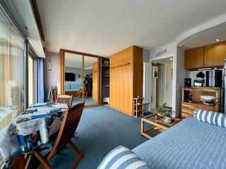 Ocean View 2 - 4