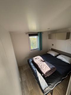 Mobil home familial avec terrasse et bord de mer - 6