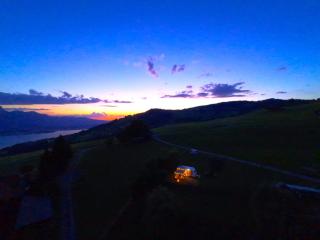 SwissHut Idyllic Farm Stay - Sigriswil - 9