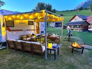 SwissHut Idyllic Farm Stay - Sigriswil - 5