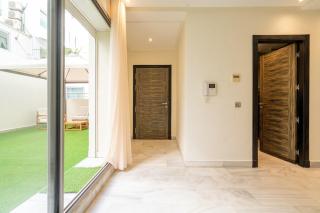 Le yacht luxury apartment 2BR 2BA corniche with parking - 2