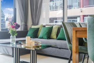 Luxurious Penthouse Pattaya - 8