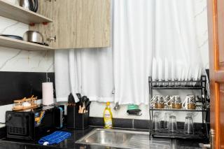 Cosy 1 Bedroom in CBD Mombasa with City View - 2