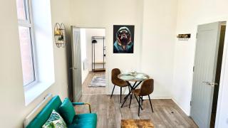 Executive 1BR - Quiet Location - Wifi & Kitchen - 5